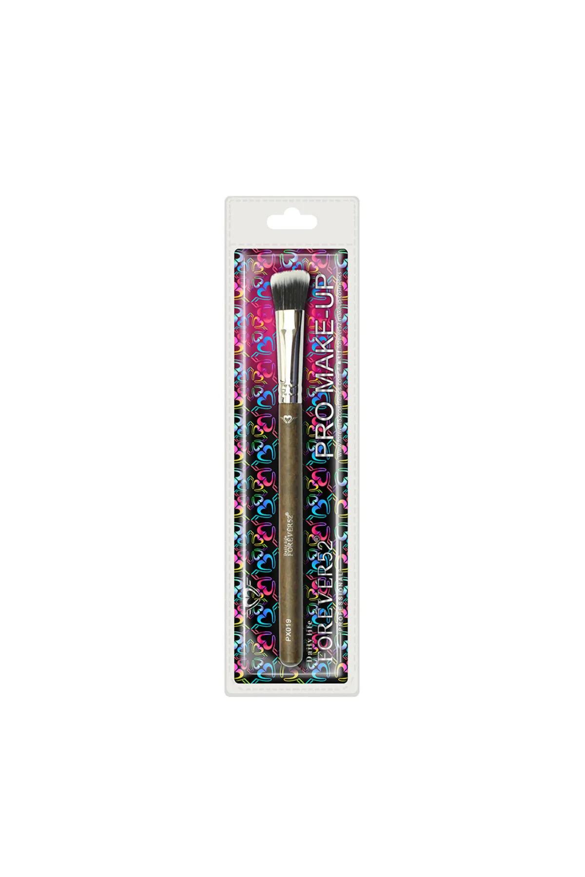 Blush Brush