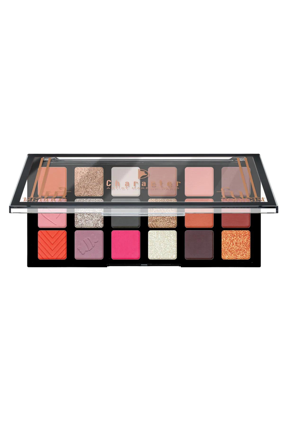 Character 18 Color Eyeshadow Palette-CFC003