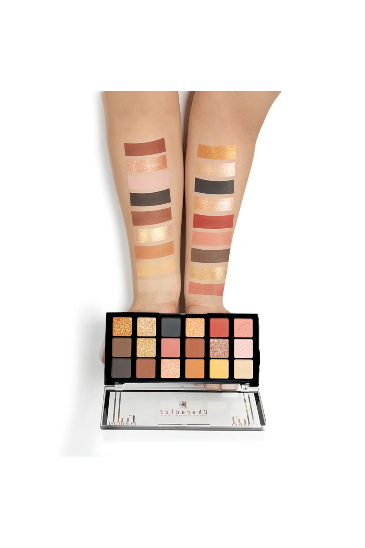 Character 18 Color Eyeshadow Palette-CFC004
