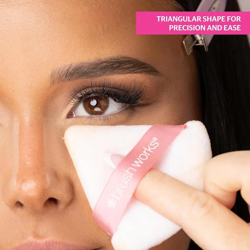 Brushworks Triangular Powder Puff Duo