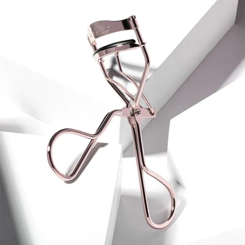 WnW High on Lash Eyelash Curler