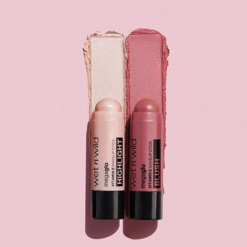 WnW Mega Glo Vitamin and Make-up Stick Highlighter Glitzed Spell
