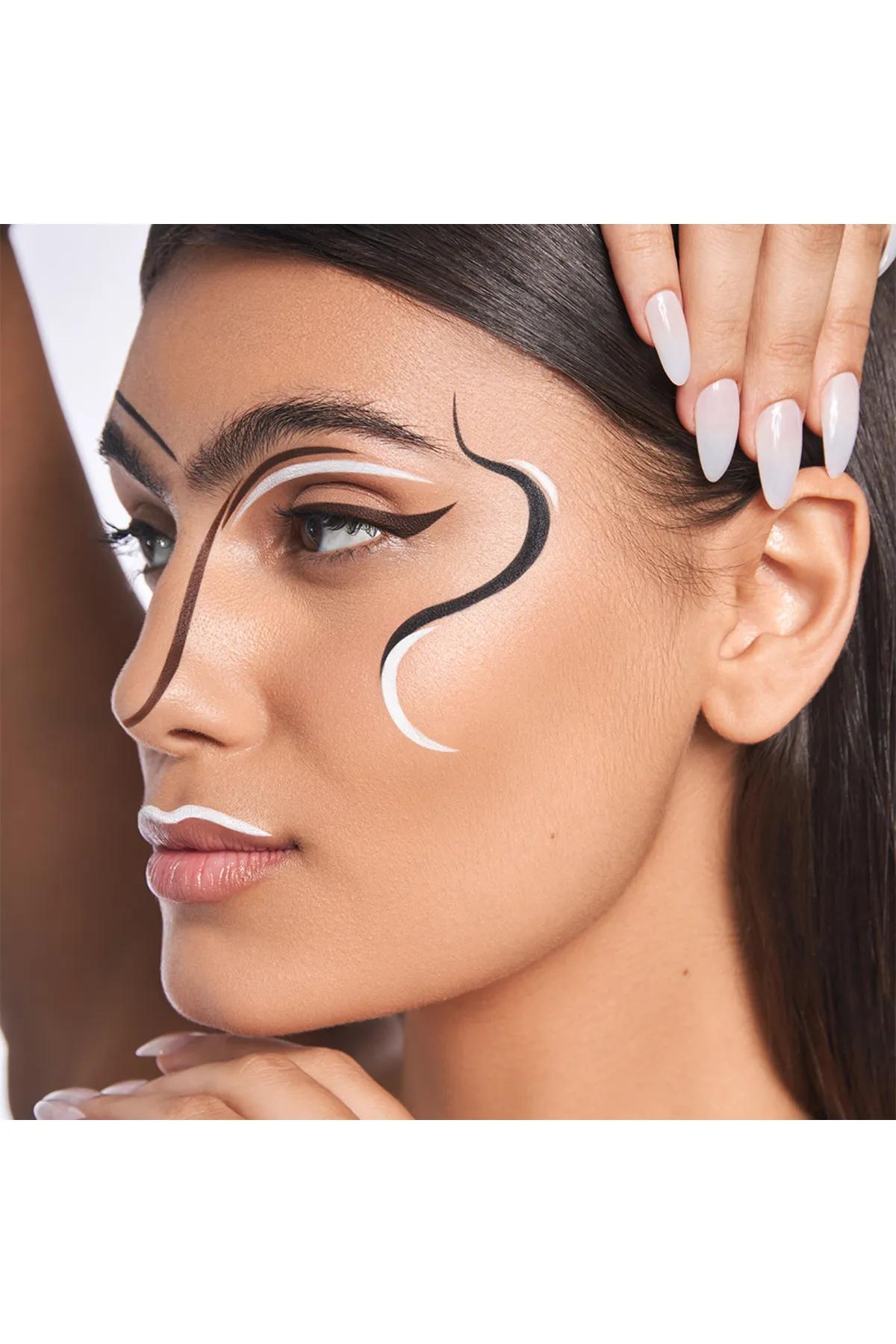 Intense Gel Eyeliner-Black