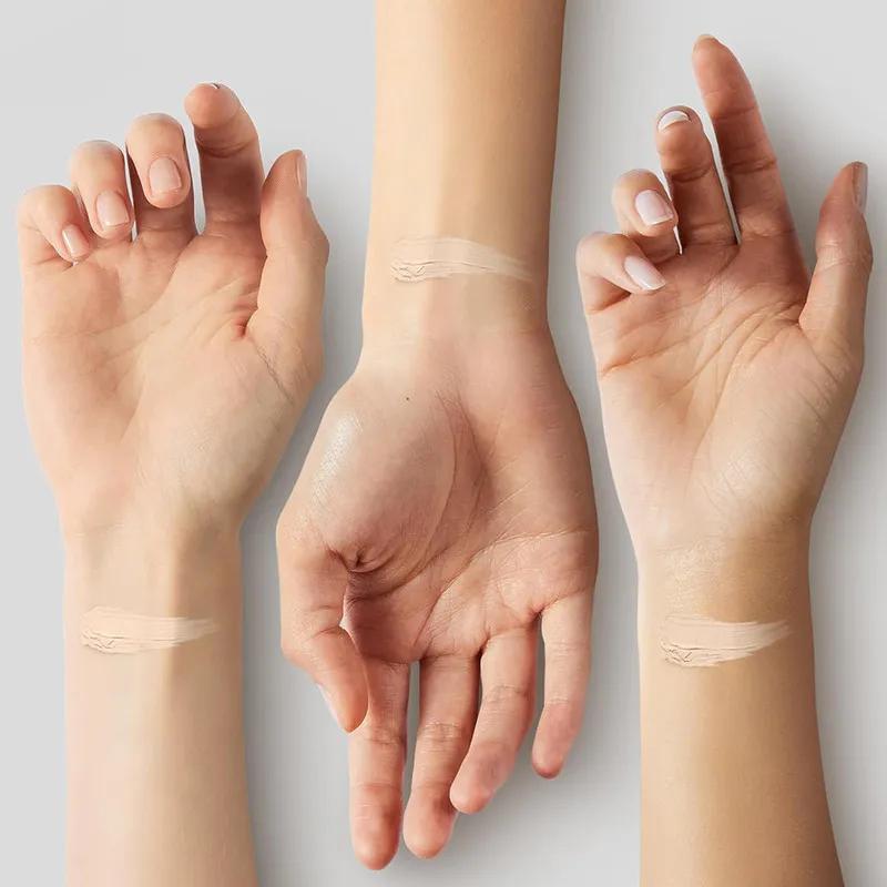 WnW Photo Focus Dewy Foundation Soft Ivory