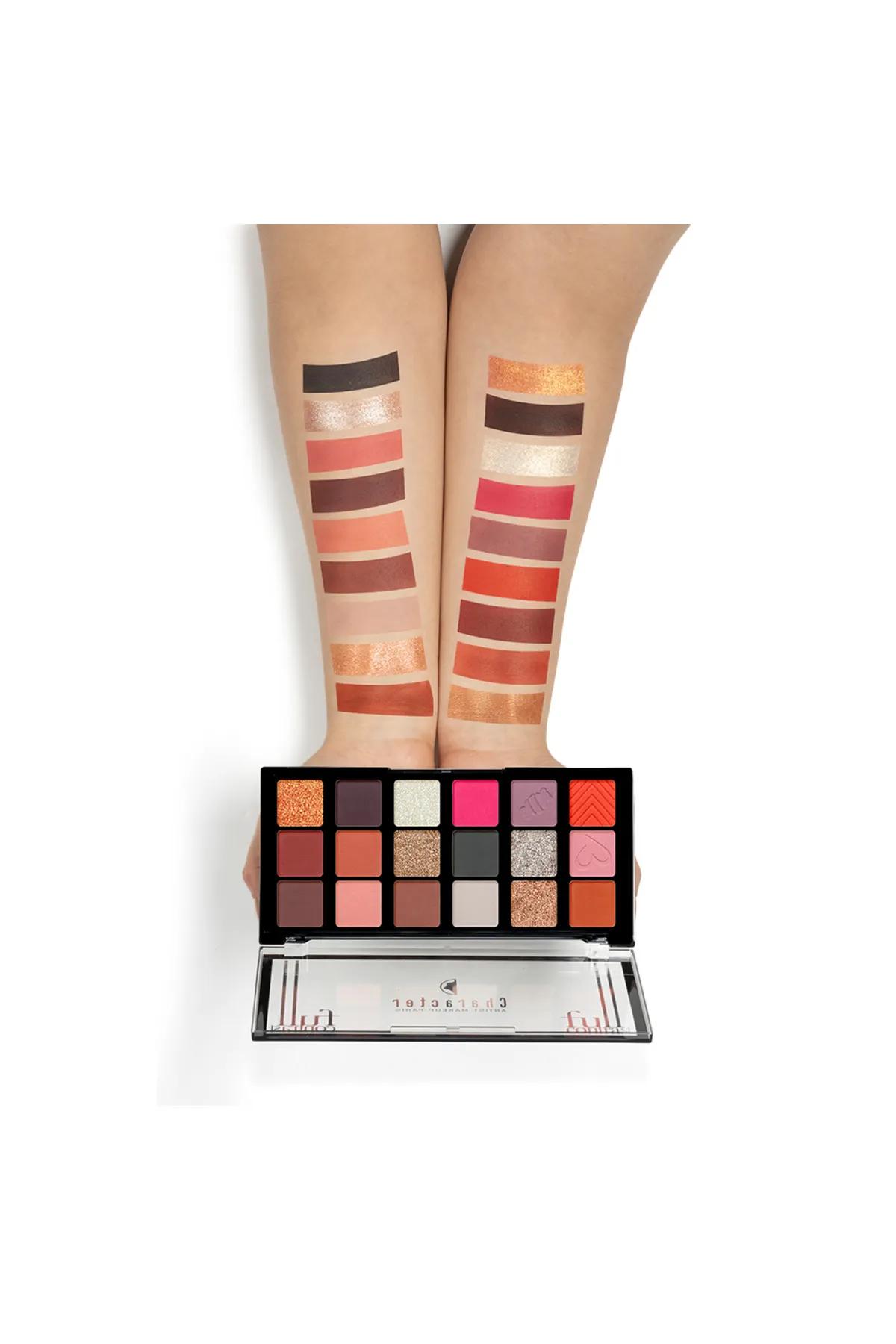 Character 18 Color Eyeshadow Palette-CFC003